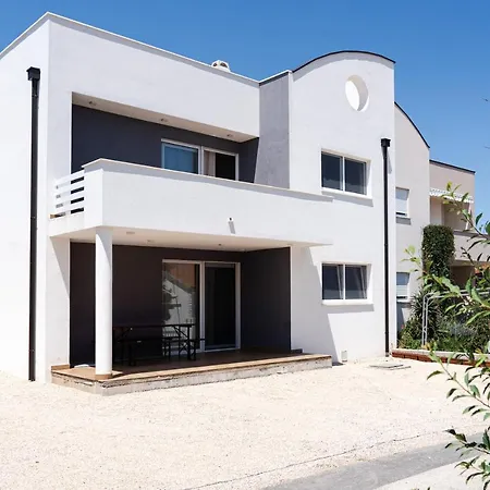 Apartment Station 22 - Brand New With A Terrace And Private Parking *