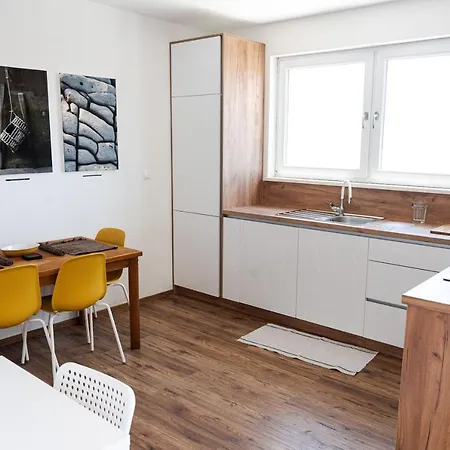 Station 22 - Brand New With A Terrace And Private Parking Apartment