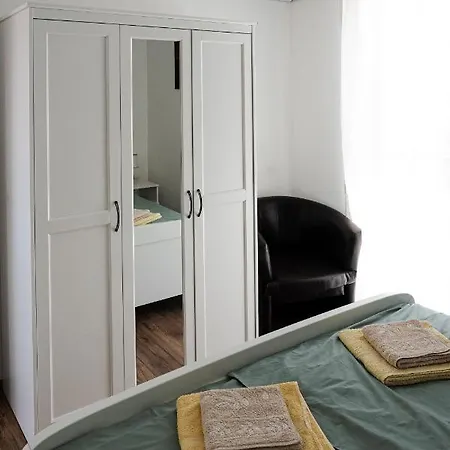 Station 22 - Brand New With A Terrace And Private Parking Apartment Vir